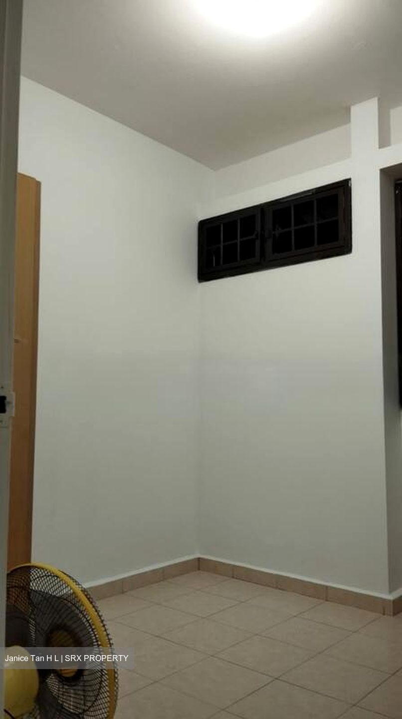 Blk 216 Ang Mo Kio 22 (Ang Mo Kio), HDB 3 Rooms #449886271
